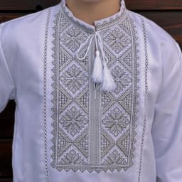 Зображення-3 товару: "Легінь" вишиванка для хлопчика